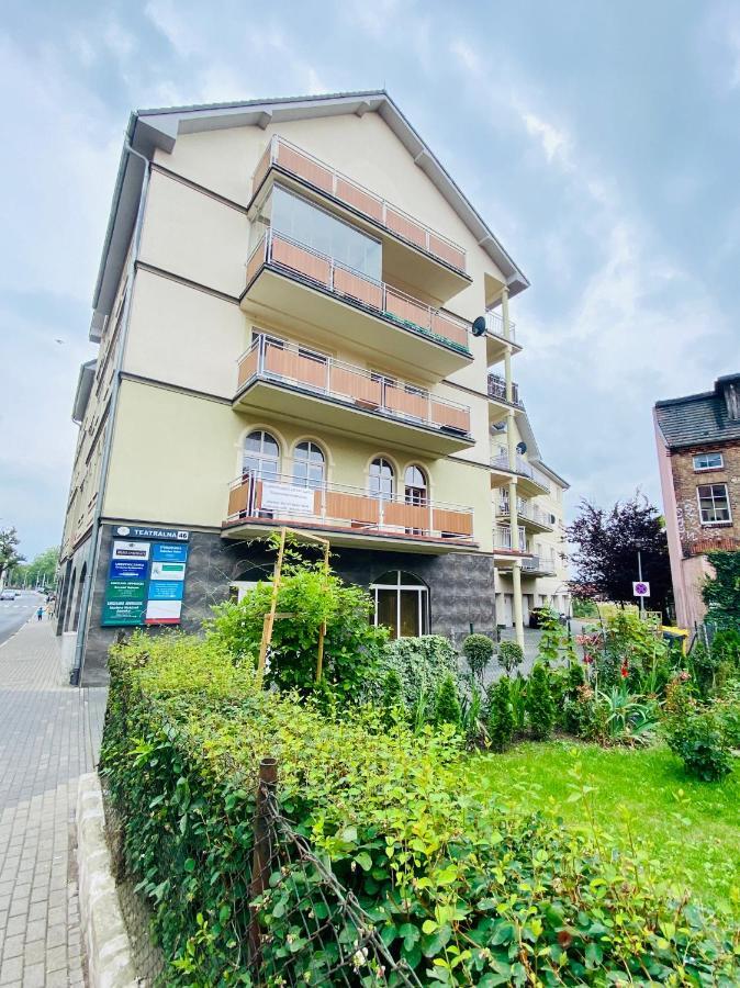 Apartamenty Teatralne Gorzów Wielkopolski Εξωτερικό φωτογραφία